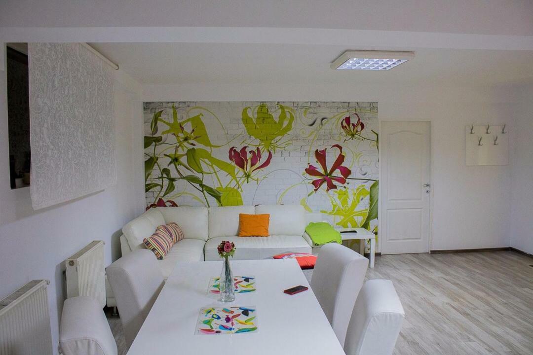 Ioan Budai-Deleanu Apartment คลูจ-นาโปกา ภายนอก รูปภาพ